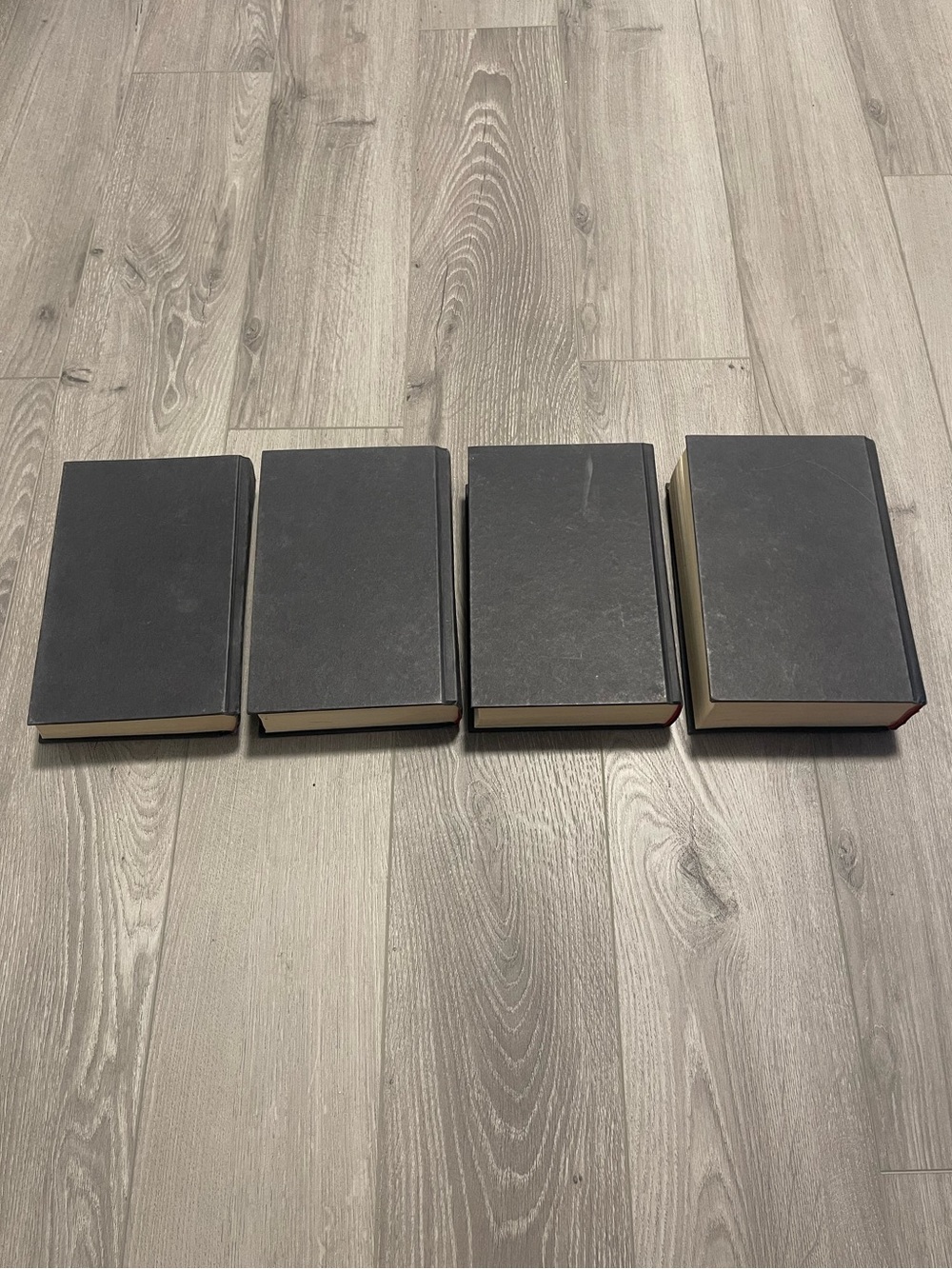 Twilight Series Hardcover Books 1-5 Little Brown MT Books 4pc Set - Picture 3 of 5